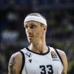 Στο γήπεδο για το Ιταλία-Ισλανδία ο Πολονάρα, γνώρισε την αποθέωση