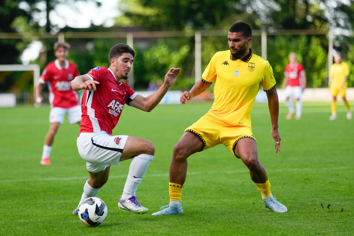 Παιχνίδι με τον Μαυρίκιο για τον Ρόουζ (pic)