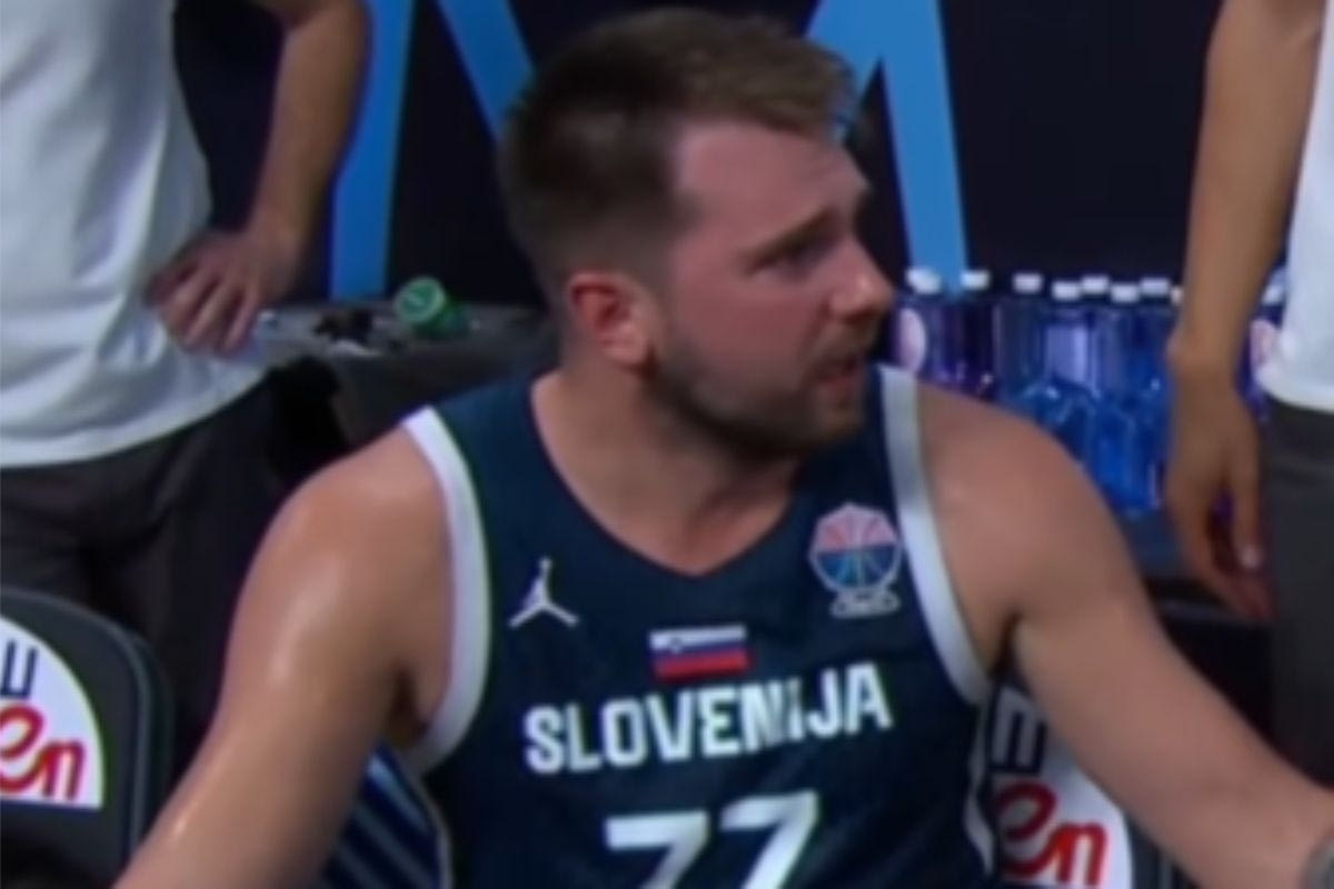 Η στιγμή ηγεσίας του Ντόντσιτς : “Είμαστε εναντίον αυτών, όχι ο ένας εναντίον του άλλου” (vid)