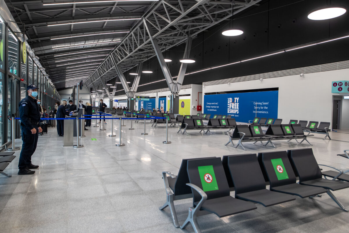 Συνελήφθη 74χρονος Ρουμάνος με Ευρωπαϊκό ένταλμα στο αεροδρόμιο “Μακεδονία”