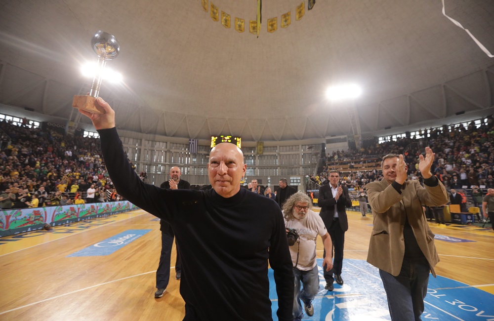 Παρών και ο Νίκος Γκάλης με Αμβούργο