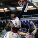 Αυτός είναι ο Νίκος Οκεκουόγεν που αρχίζει προπονήσεις με τον ΑΡΗ Betsson (vids)