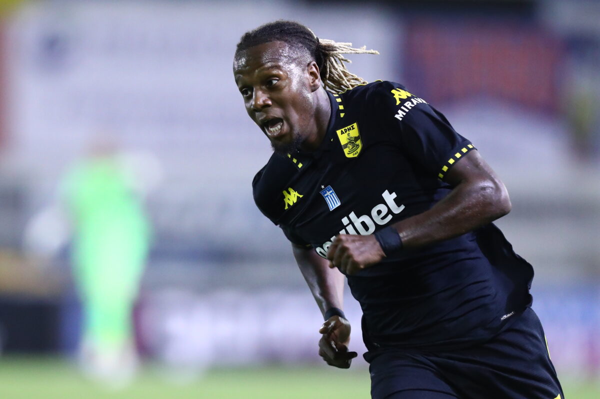 Η διακοπή ξεκίνησε, το βλέμμα στις επιστροφές