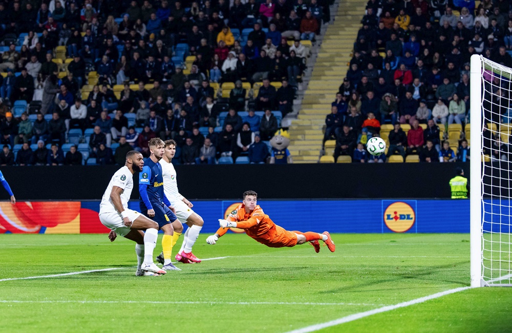 Κάνει το 0-1 η ΑΕΚ στην Σλοβενία (vid)