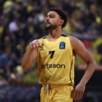 Ο Φορμπς “χτύπησε” για τρεις… αποθεώθηκε (vid)