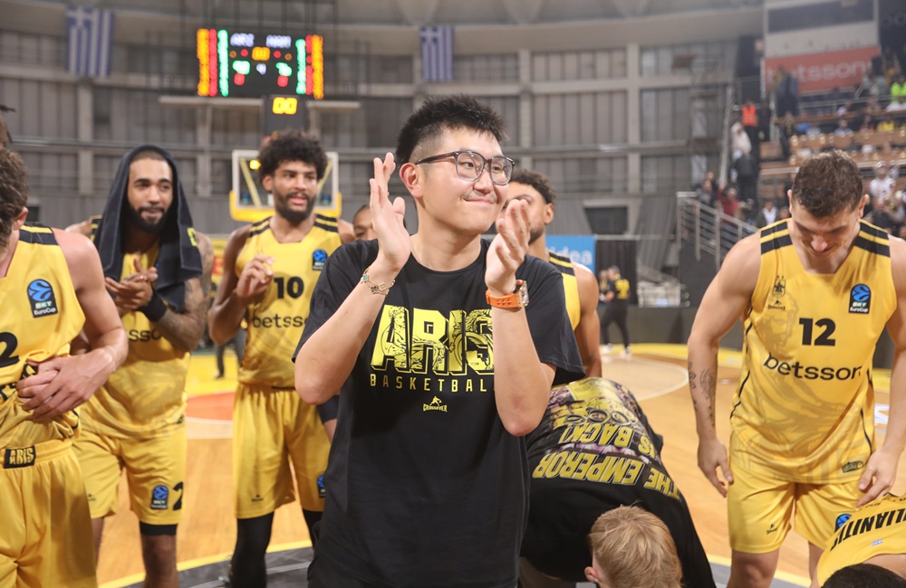 Τσεντεβίτα για ΑΡΗ: “Σύλλογος με πλούσια παράδοση, παθιασμένους οπαδούς και… εποχή Σιάο”