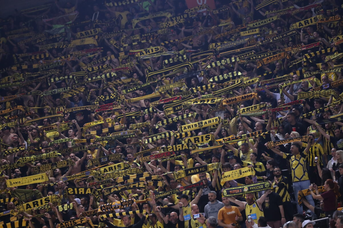 Κατάμεστο Παλέ για το παιχνίδι με την Μανρέσα (vid)