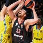 Μιλουτίνοφ: «Κλέψαμε το ματς» (vid)