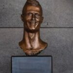 Αγάλματα διασήμων που έχουν προκαλέσει αντιδράσεις (vid)