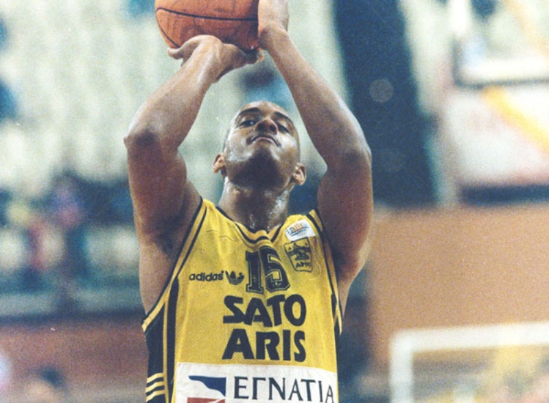 Γέμισε με… ΑΡΗ το instagram o Σον Χίγκινς (pic)