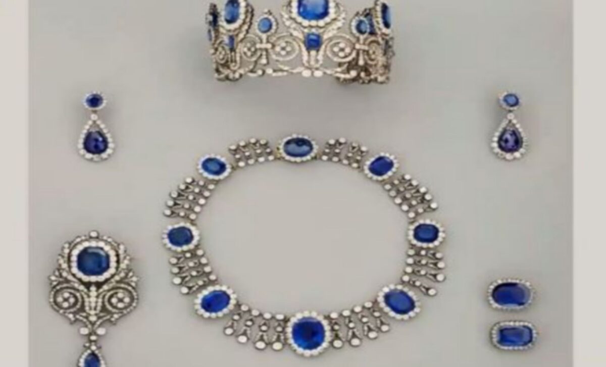 Τα βασιλικά κοσμήματα που εκλάπησαν από το Λούβρο – Αμύθητη η αξία τους (vid)