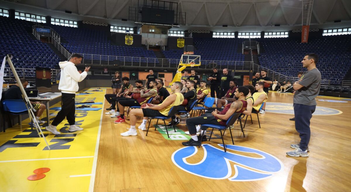 Οι… οδηγίες του Μίλιτσιτς (vid)