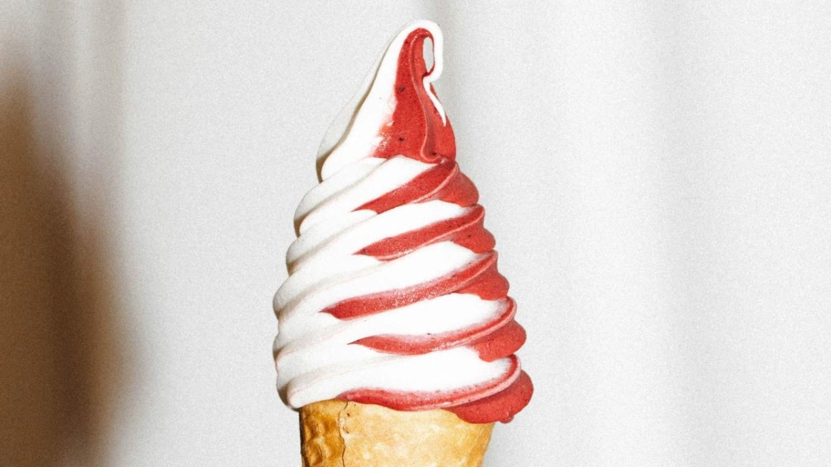 Ο λόγος που δεν θα φας ποτέ ξανά παγωτό μηχανής (vid)