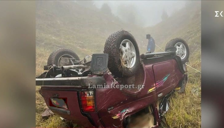 Σοκαριστικό: Αμάξι έπεσε σε γκρεμό! (vid)