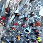 Τουρκία: Τραγική η κατάληξη στα συντρίμμια του επταόροφου