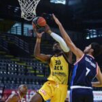 Άνετα η ΑΕΚ τον Πανιώνιο, με πρωταγωνιστή τον Σίλβα (vids)