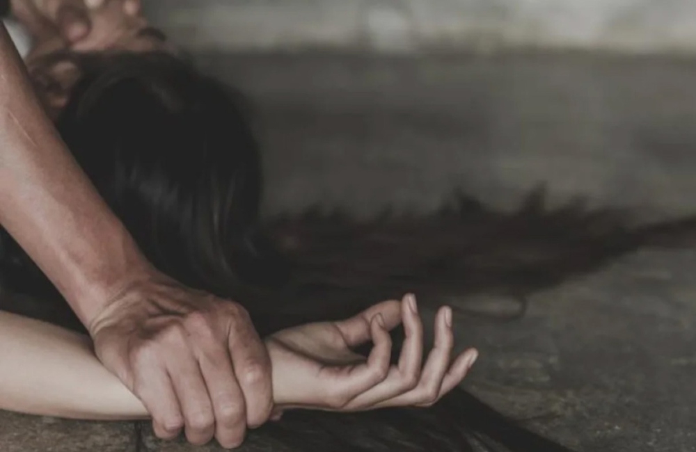 Θεσσαλονίκη: Θύμα βιασμού 23χρονη από τον πρώην σύντροφό της μετά τον χωρισμό