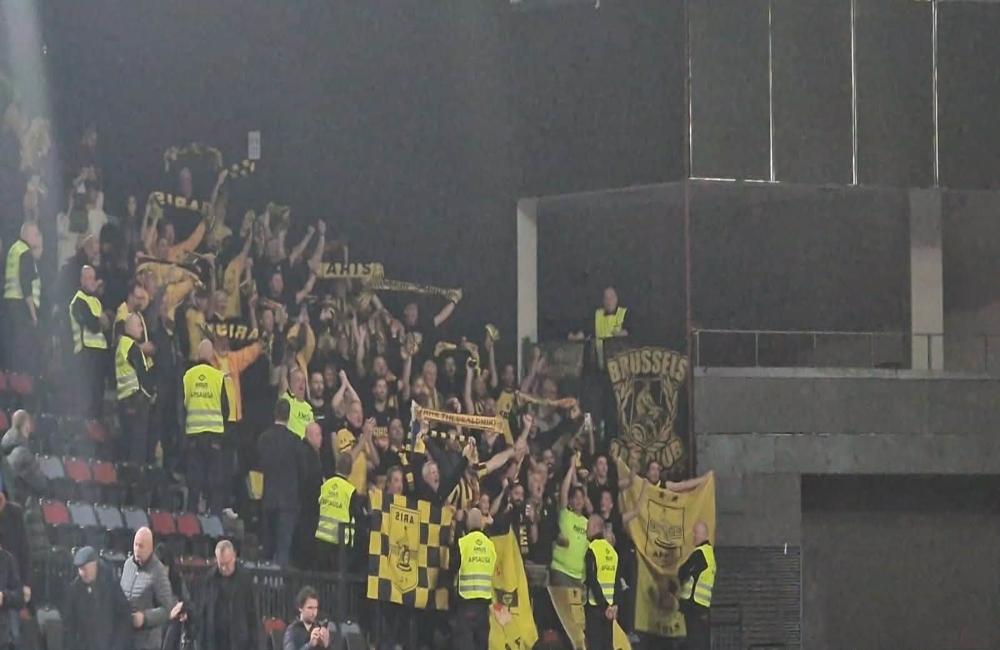 Οι πανηγυρισμοί στο τέλος του αγώνα από κόσμο και παίκτες! (pics&vid)