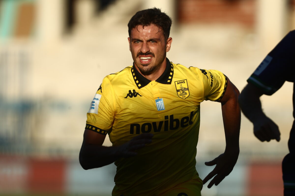 Στη θέση του… επιτέλους!