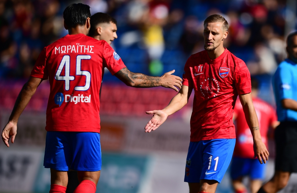 Ελλάς Σύρου – Πανιώνιος 1-2: Οι κυανέρυθροι πήραν το τρίποντο με ανατροπή