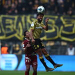 Πάνω που… την πήρε σπίτι του