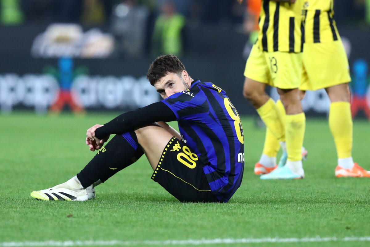 Και πάλι μόνος… (vid)