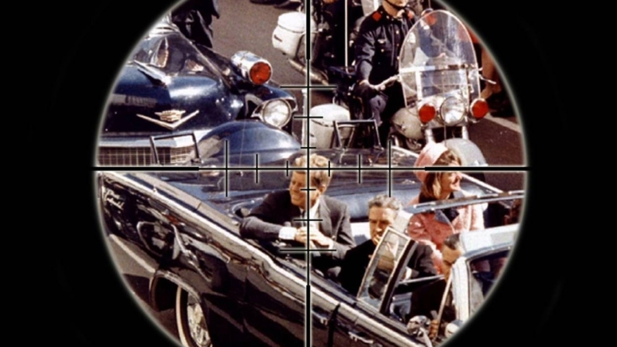 Τα επικρατέστερα σενάρια της πιο θρυλικής δολοφονίας!