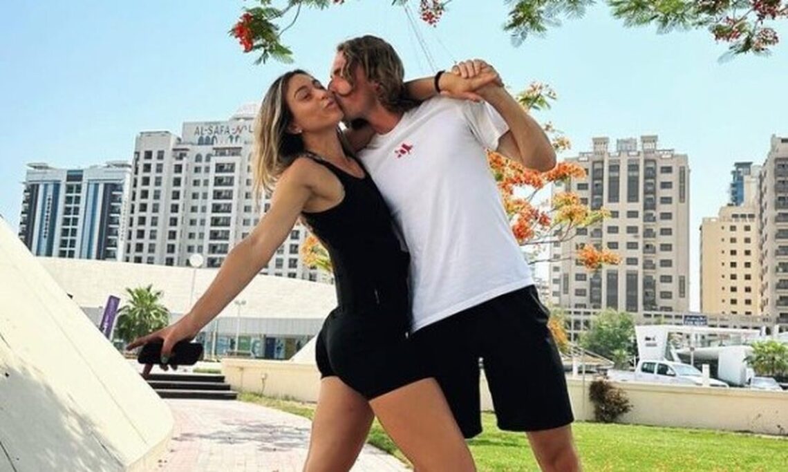 Μπαντόσα: Η αιχμηρή… αφιέρωσή της στον Τσιτσιπά (vid)