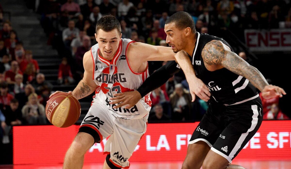 “Άλλο ένα μεγάλο όνομα στον ΑΡΗ, ο πρώην πρώτος σκόρερ του γαλλικού πρωταθλήματος…”