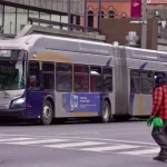 Aπίστευτο: Τύπος έκλεψε λεωφορείο στον Καναδά… και έπιασε δουλειά! (vid)