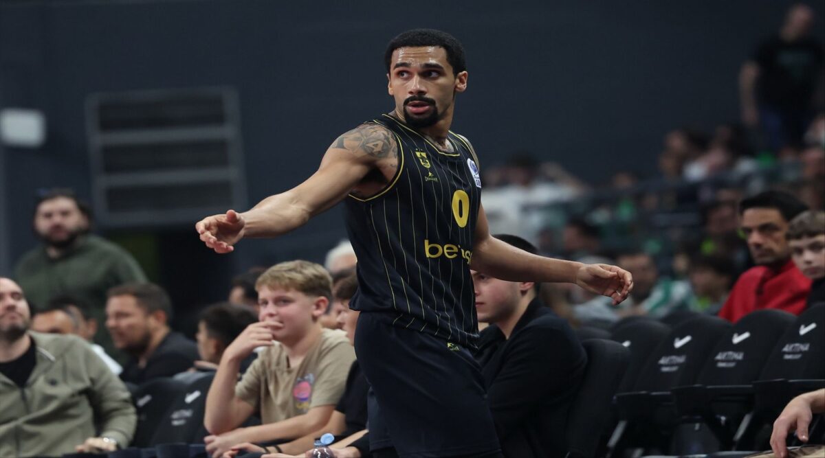 Ο Μήτρου-Λονγκ “έβγαλε” επιθετικές αρετές και “έφτιαξε” ρεκόρ