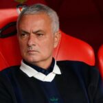 Μουρίνιο κατά δημοσιογράφου: «Εσένα ο πατέρας σου ήταν πάντα καλός μαζί σου;»