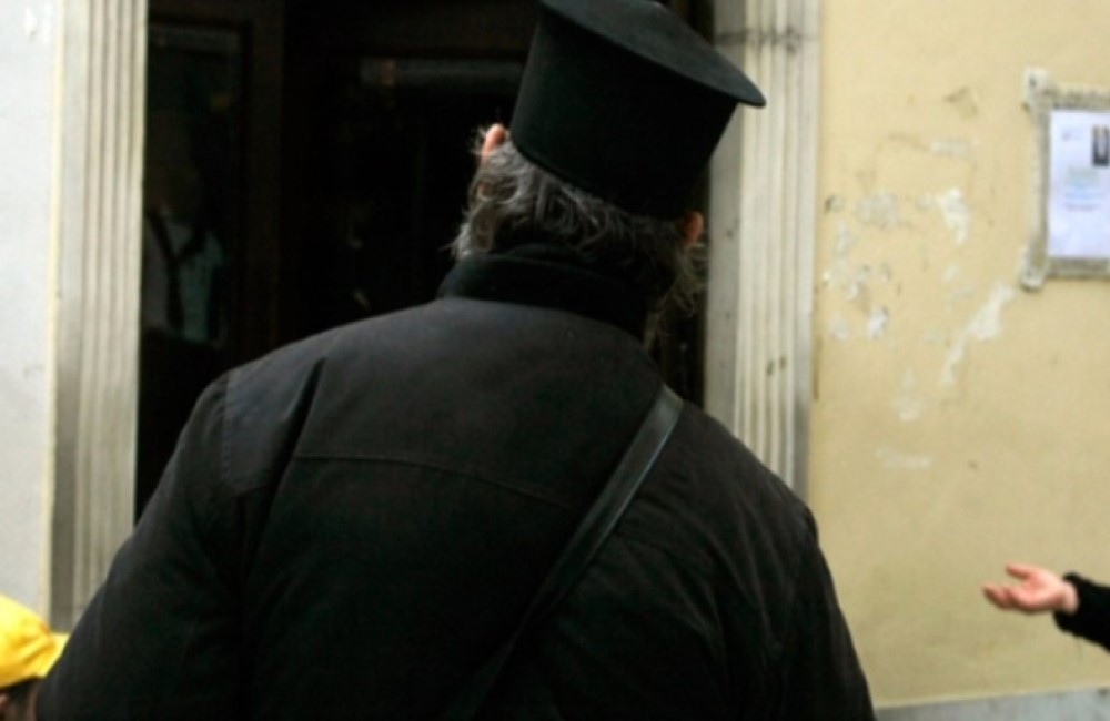 Ψευτοϊερέας: Στη φυλακή ο κληρικός-YouTuber και άλλοι τρεις για μεγάλη υπόθεση ναρκωτικών