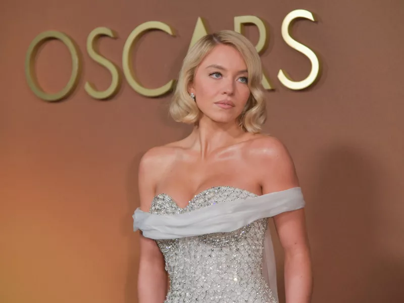 Η Σίντνεϊ Σουίνι… έλαμψε ξανά!