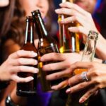 Θεσσαλονίκη: 14χρονες εντοπίστηκαν τύφλα στο μεθύσι – Η μία πήγε στο νοσοκομείο