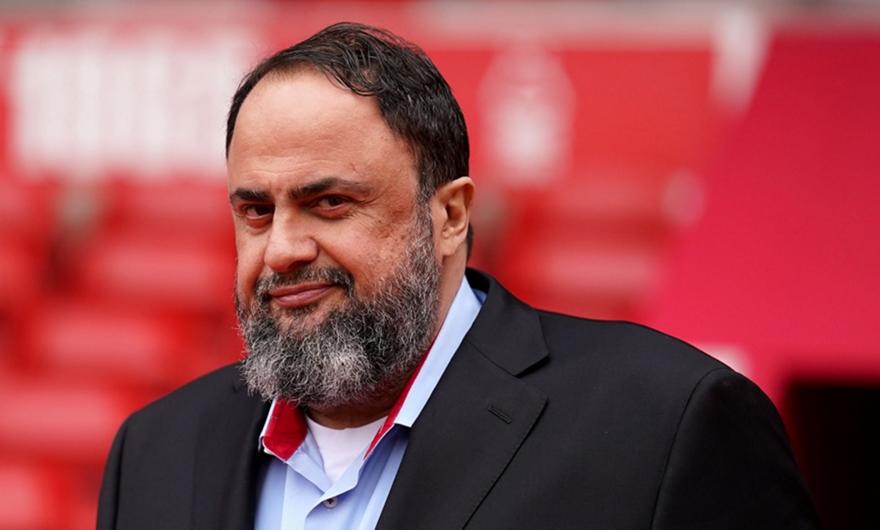 Σε απολογία η Κρίσταλ Πάλας για πανό κατά του Μαρινάκη