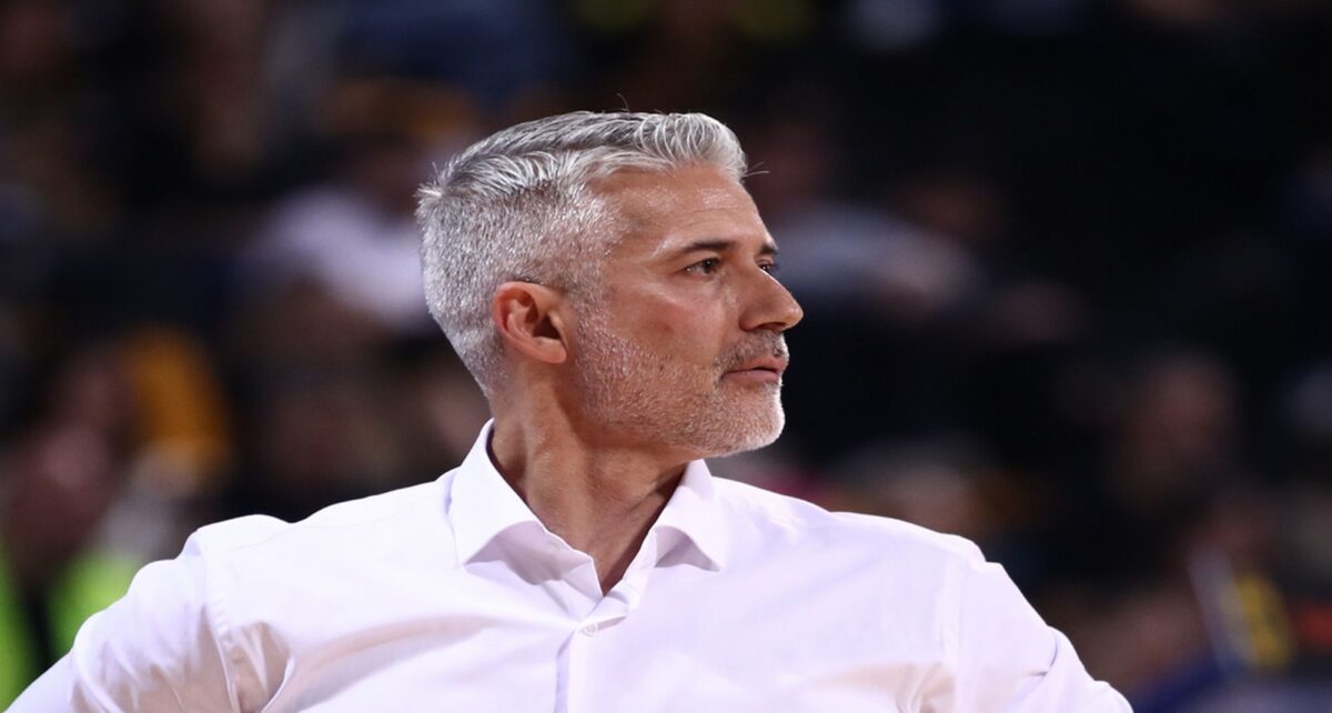 Ζιάγκος: “Ζήλεψα την μαχητικότητα των παικτών του ΑΡΗ, δίκαιη η νίκη του” (vid)