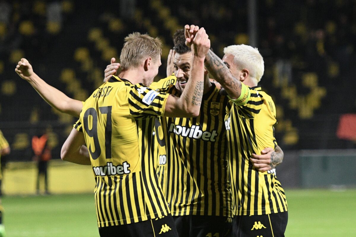 Οι λεπτομέρειες, τα «αν» και το παλιό ραδιόφωνο