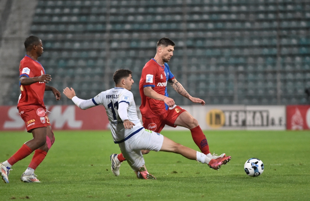 Με κορυφαίο Σιαμπάνη, Βόλος – Κηφισιά 1-1  (vids)