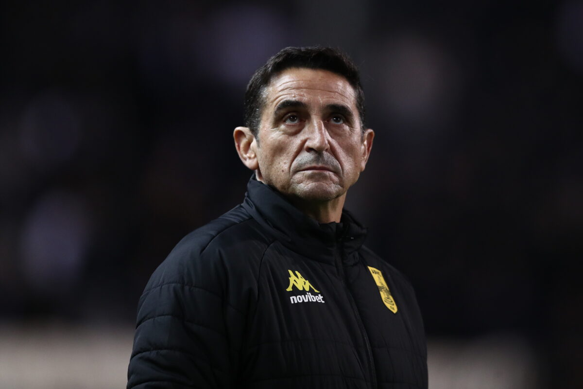 Ο Χιμένεθ… πιστός στα κλειστά χαρτιά, πάλι δεν ανακοίνωσε αποστολή