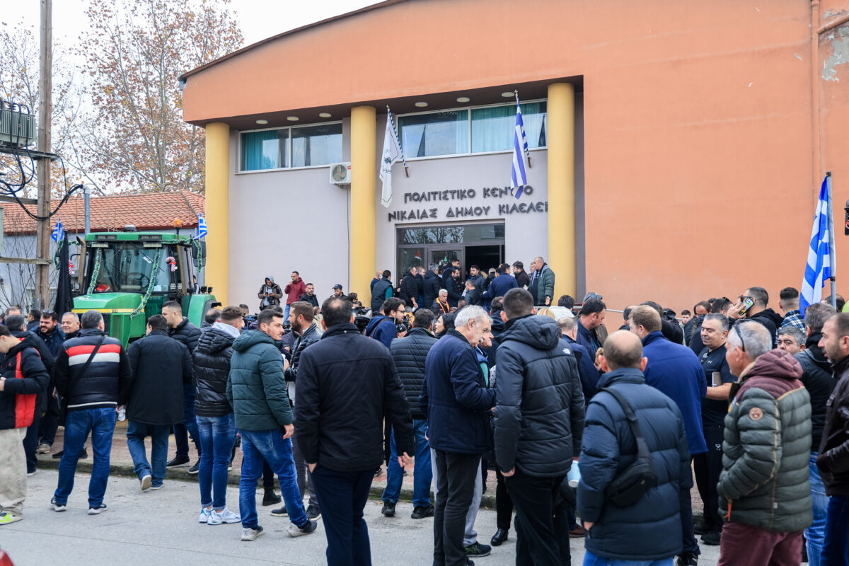 Οι αγρότες λένε… όχι στον Μητσοτάκη (vid)