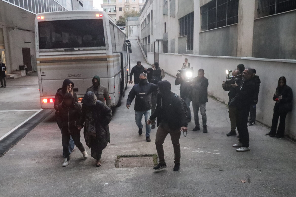 Συλλήψεις ΟΠΕΚΕΠΕ: Διώξεις για εγκληματική οργάνωση και απάτη σε βάρος της ΕΕ (vid)