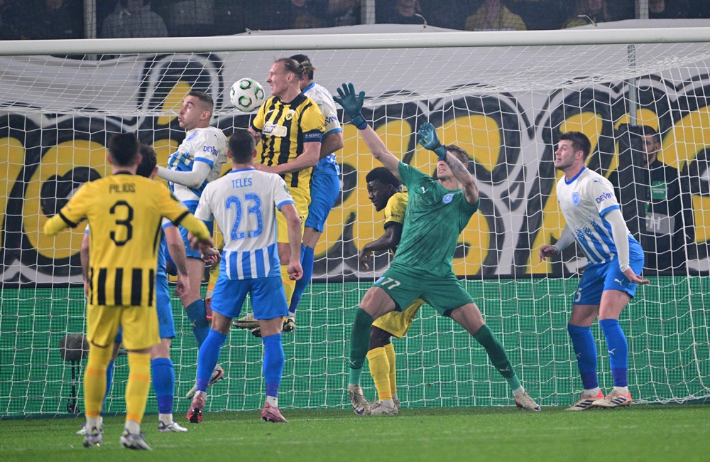 Προηγήθηκε με 0-2 η Κραιόβα, μείωσε η ΑΕΚ (vids)