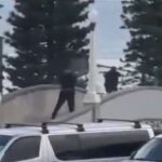 Συναγερμός σε παραλία της Αυστραλίας με πυροβολισμούς και νεκρούς