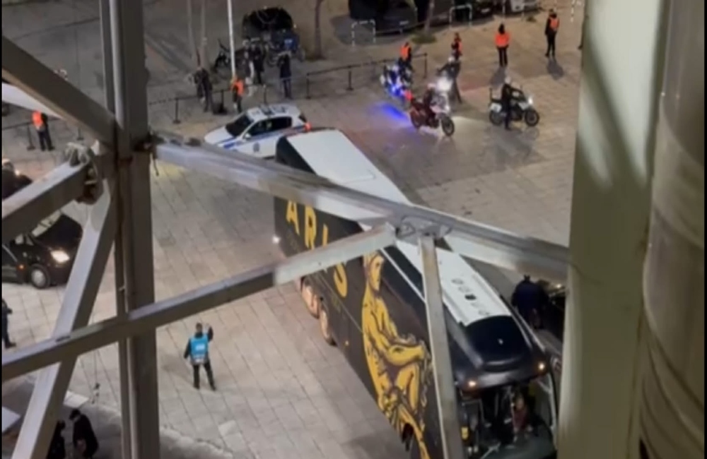 Η άφιξη του ΑΡΗ στην Τούμπα (vid)