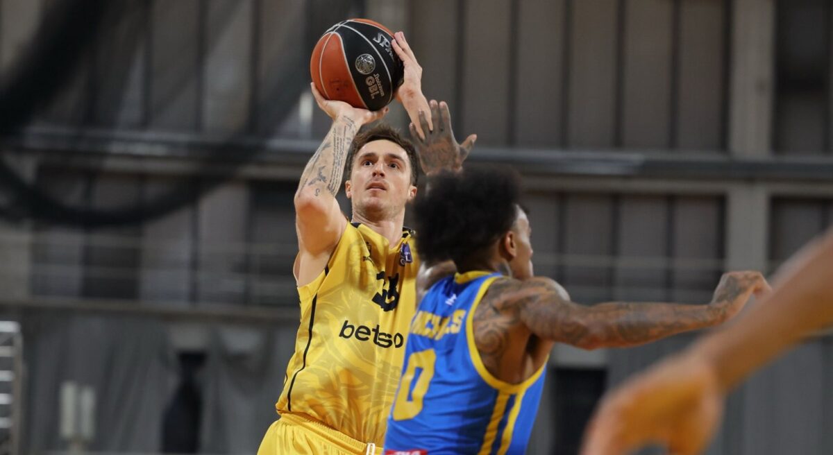 Άντζουσιτς σε ΜΜΕ Σερβίας: “Είμαι ικανοποιημένος στον ΑΡΗ, έχουμε ποιοτική ομάδα”