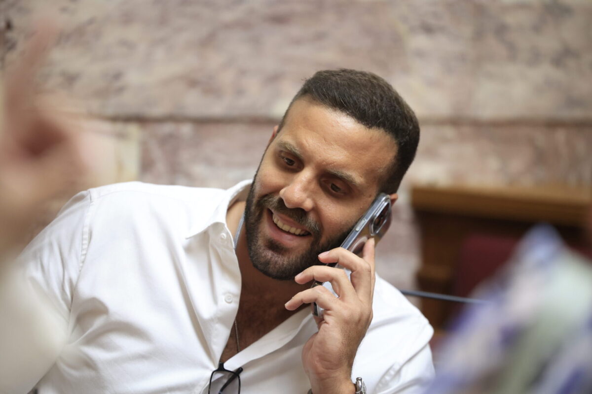 Παππάς: «Ζητώ συγγνώμη για την πράξη μου, αλλά δεν τον γρονθοκόπησα» (vid)