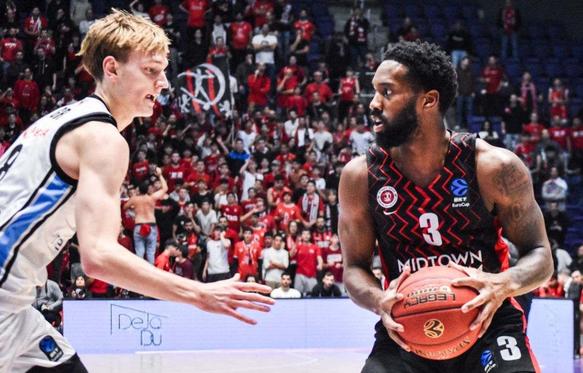 Επιστροφή στο Ισραήλ με νίκη για Χάποελ Ιερ.