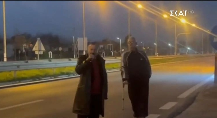 Χαλκηδόνα: Οι αγρότες έστησαν μπλόκα…με μουσική!