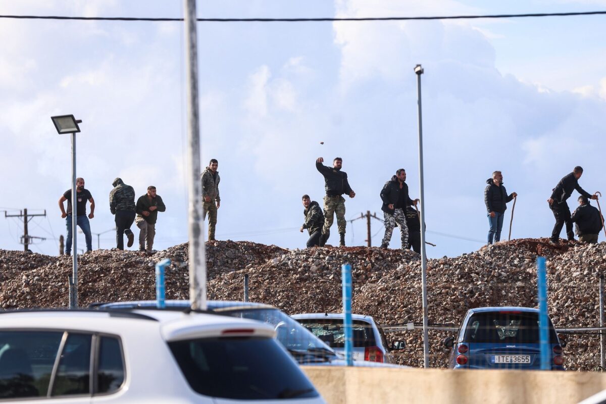 Κρήτη: Ταυτοποιήθηκαν συμμετέχοντες στα επεισόδια – Αντιμέτωποι με κατηγορίες για εγκληματική οργάνωση (vid)